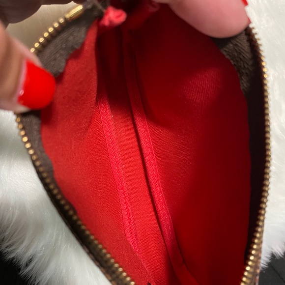 Authentic Louis Vuitton Mini Pochette Accessoires - Picture 7 of 8